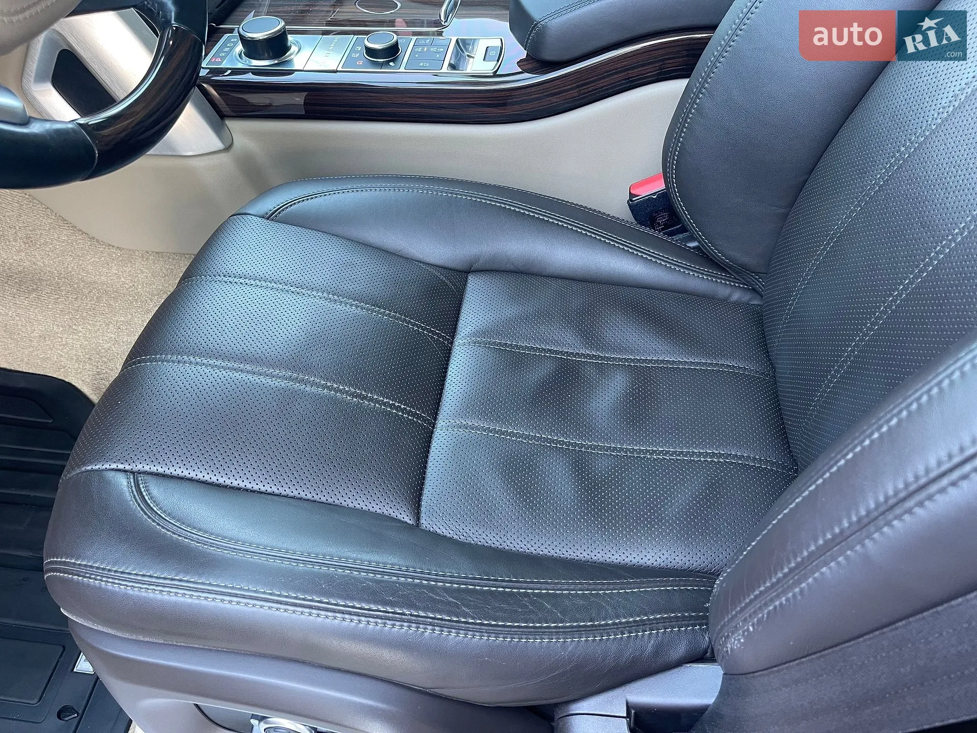 2016 Land Rover Range Rover - мініатюра 25