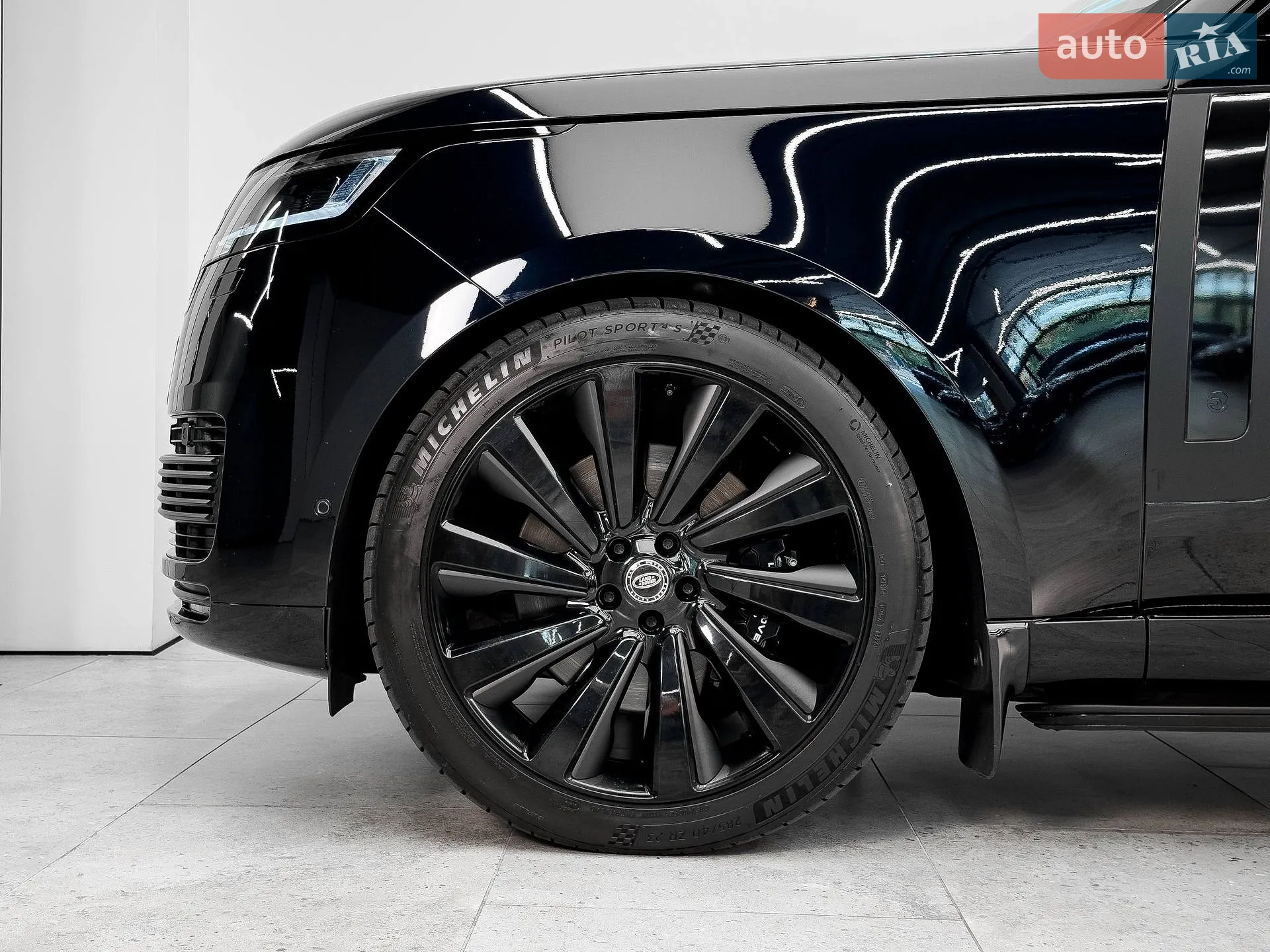 2023 Land Rover Range Rover - мініатюра 3