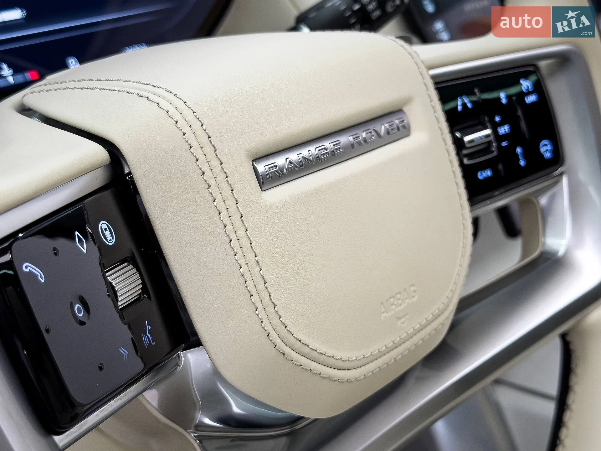 2023 Land Rover Range Rover - мініатюра 28