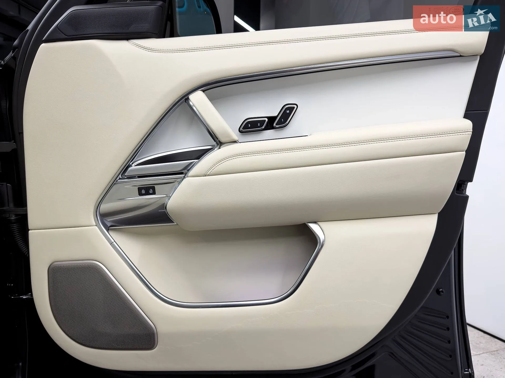2023 Land Rover Range Rover - мініатюра 29