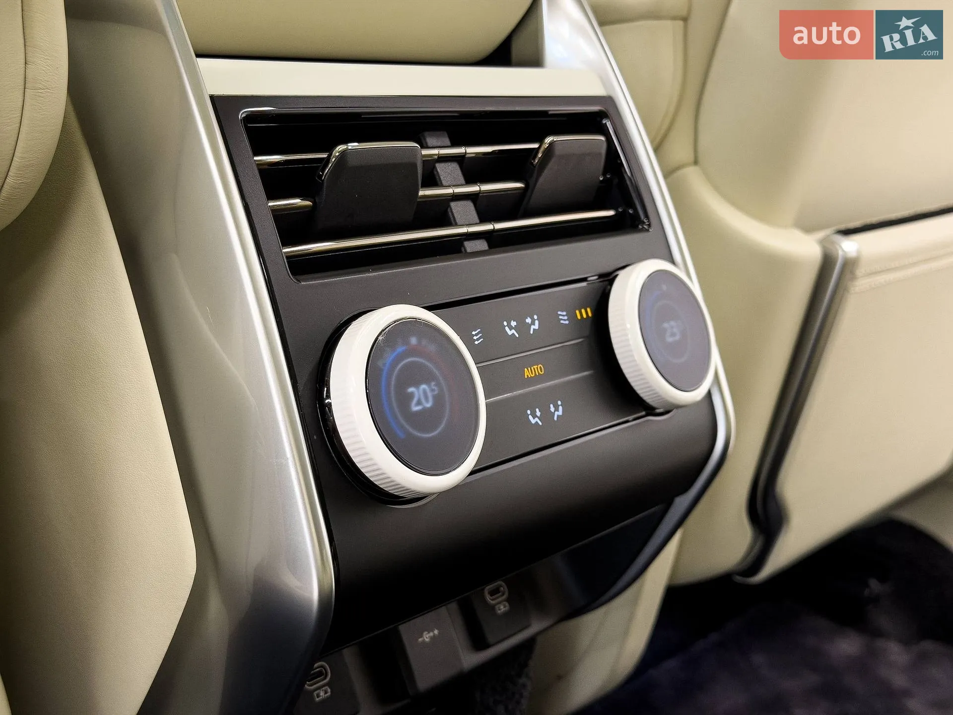 2023 Land Rover Range Rover - мініатюра 46
