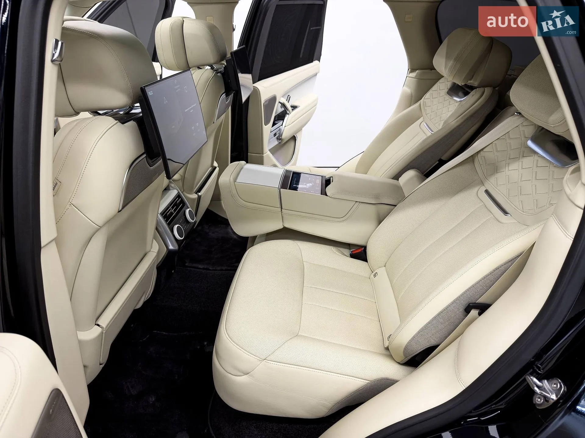 2023 Land Rover Range Rover - мініатюра 42