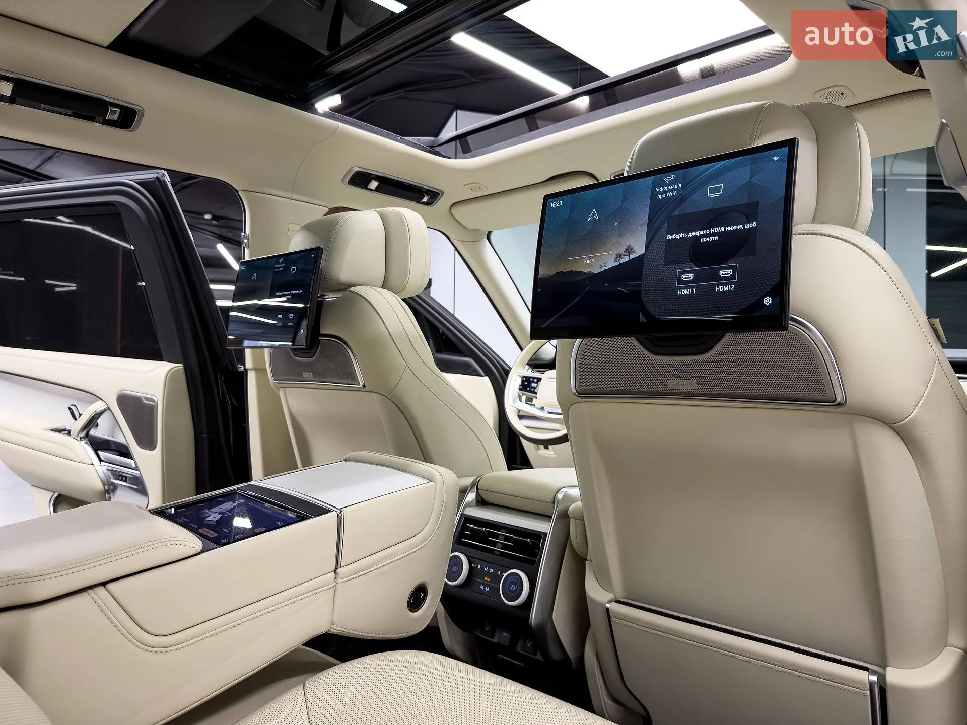 2023 Land Rover Range Rover - мініатюра 49