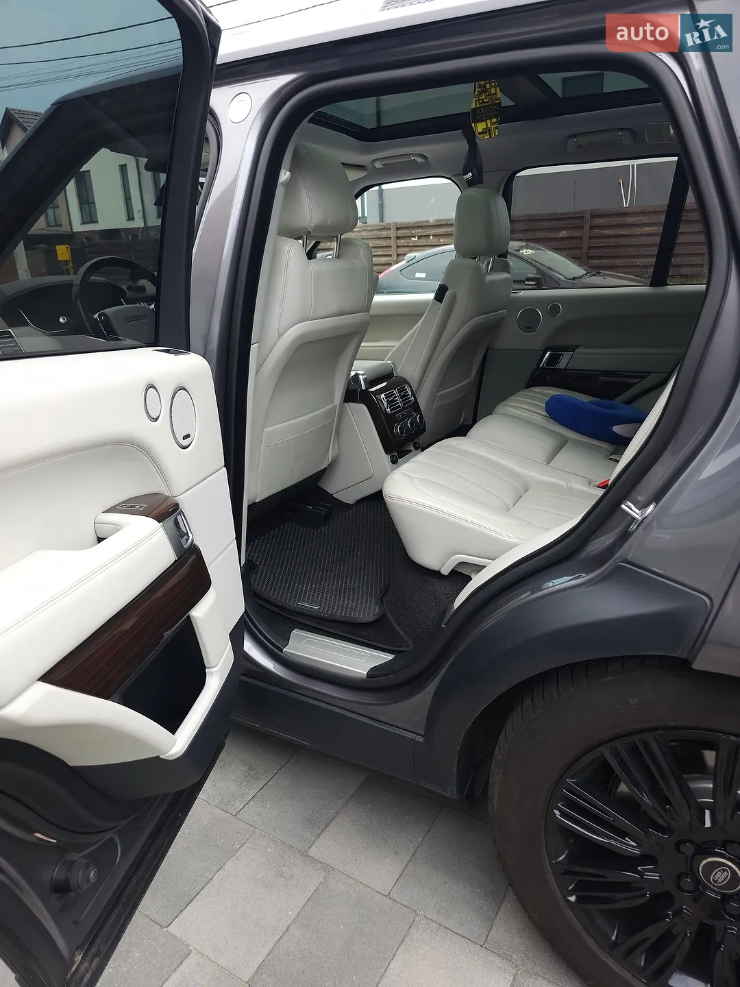 2015 Land Rover Range Rover - мініатюра 17