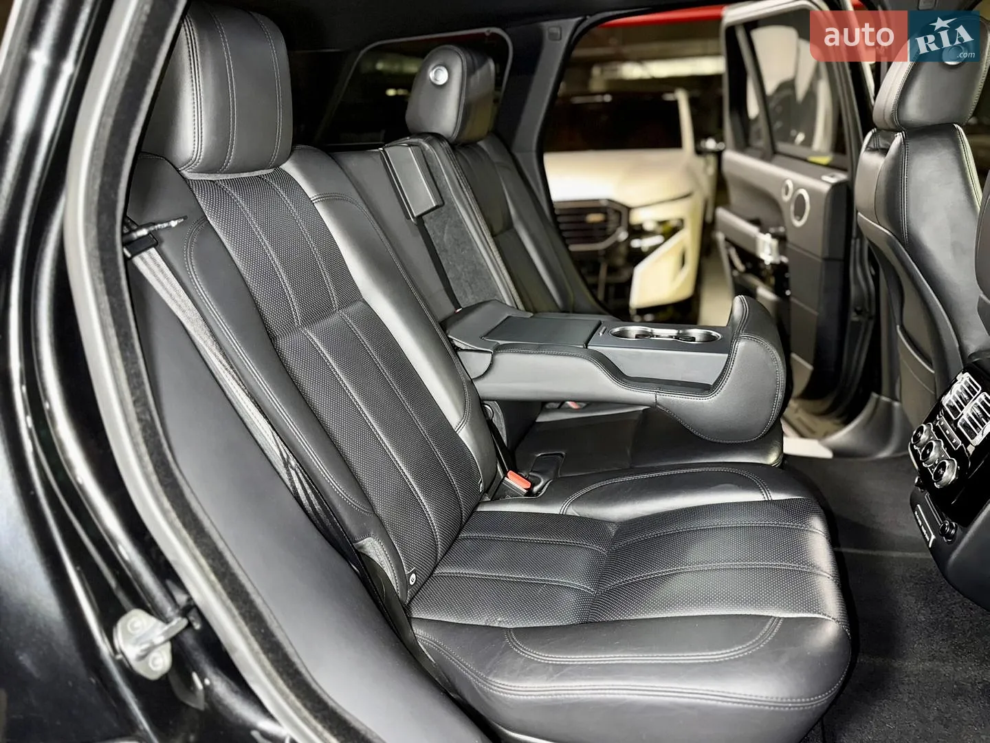 2013 Land Rover Range Rover - мініатюра 30