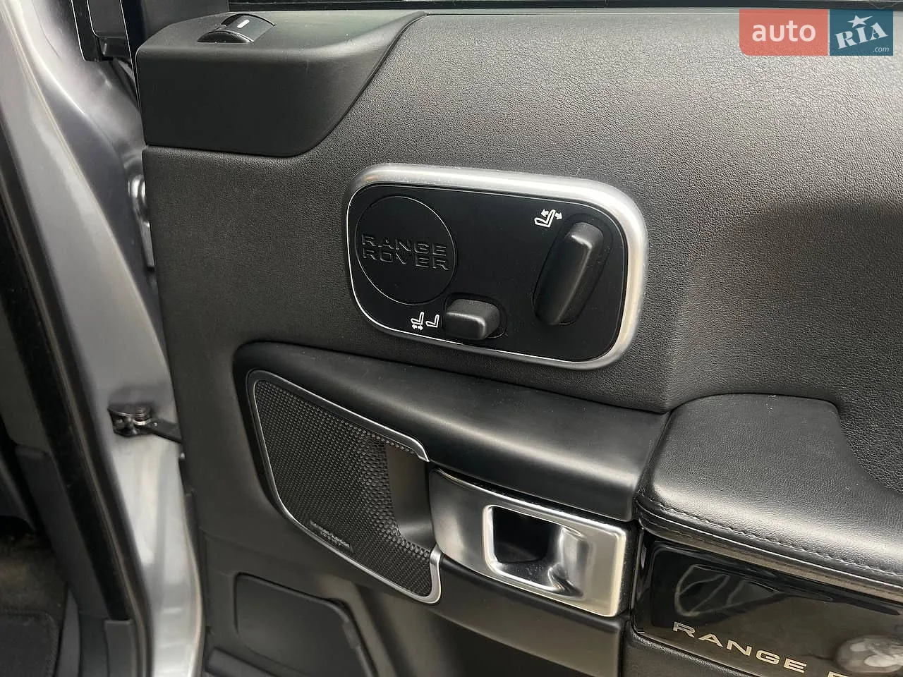 2012 Land Rover Range Rover - мініатюра 42