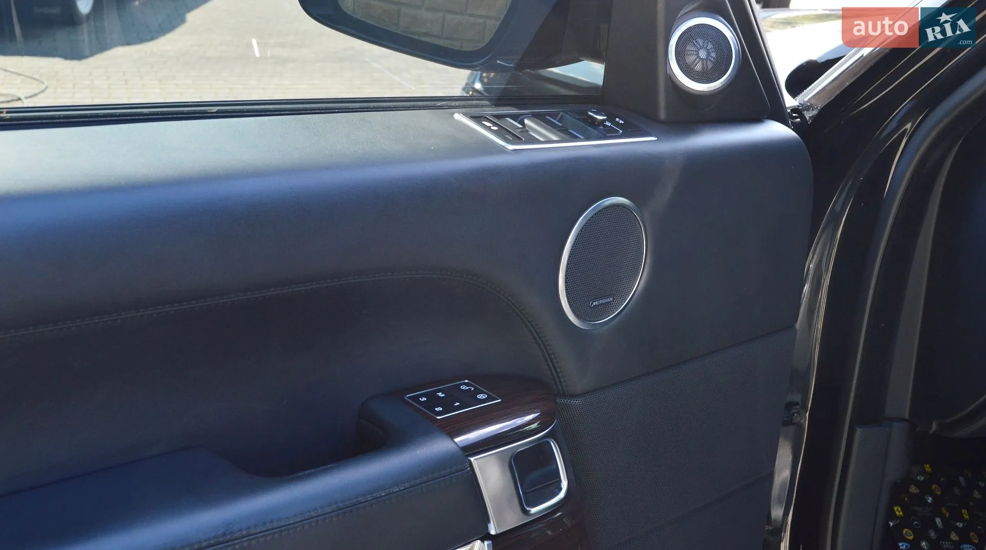 2013 Land Rover Range Rover - мініатюра 23