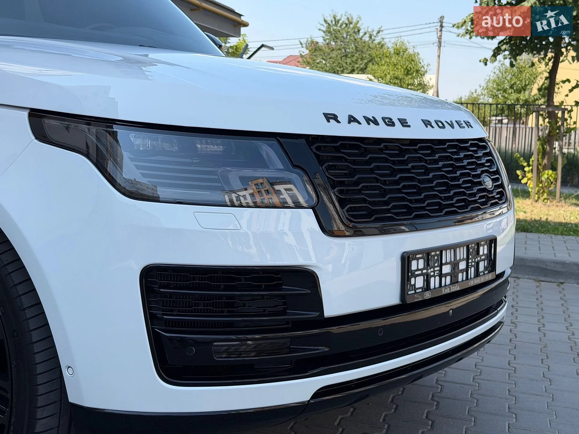 2017 Land Rover Range Rover - мініатюра 26