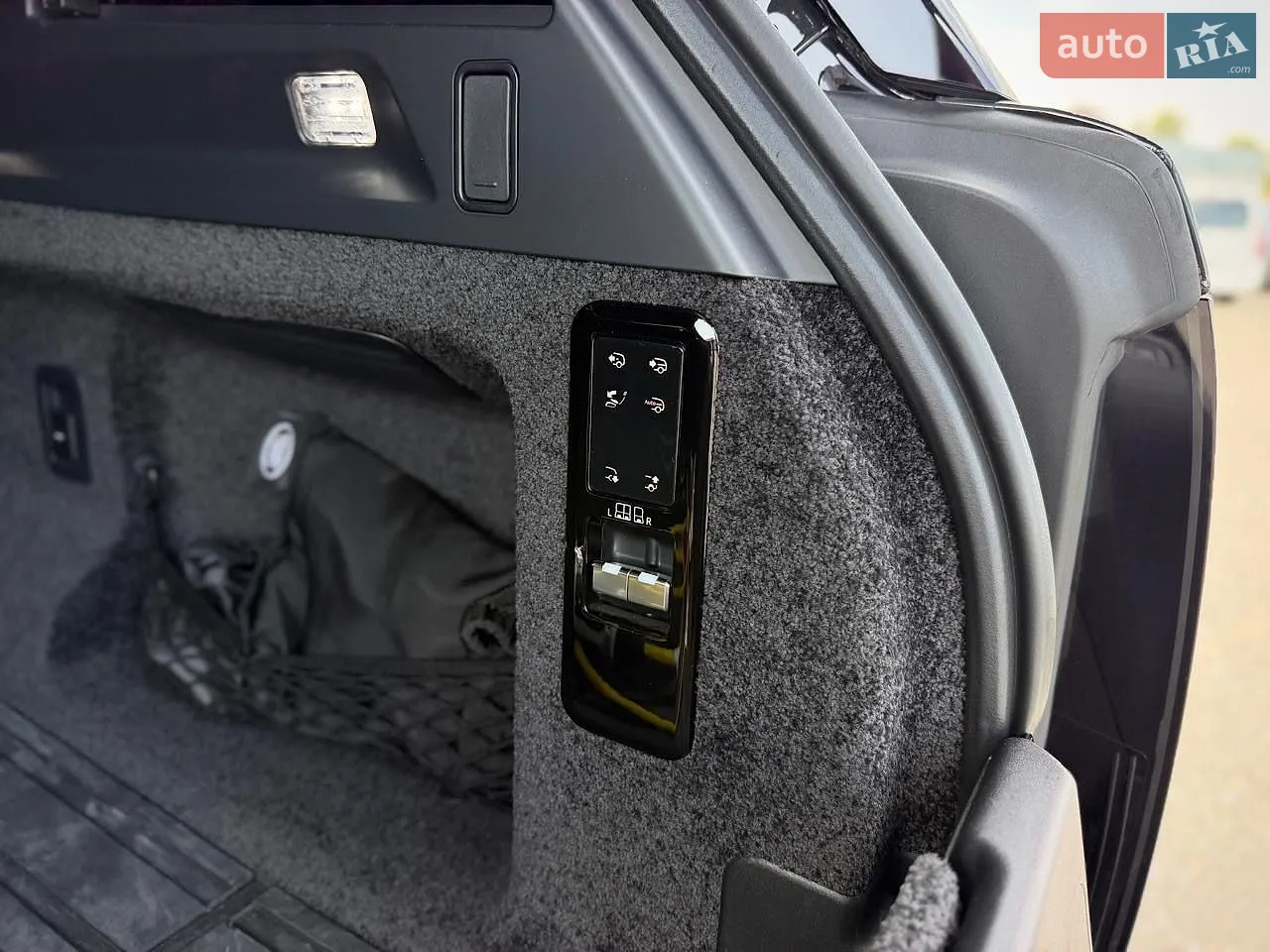 2024 Land Rover Range Rover - мініатюра 99