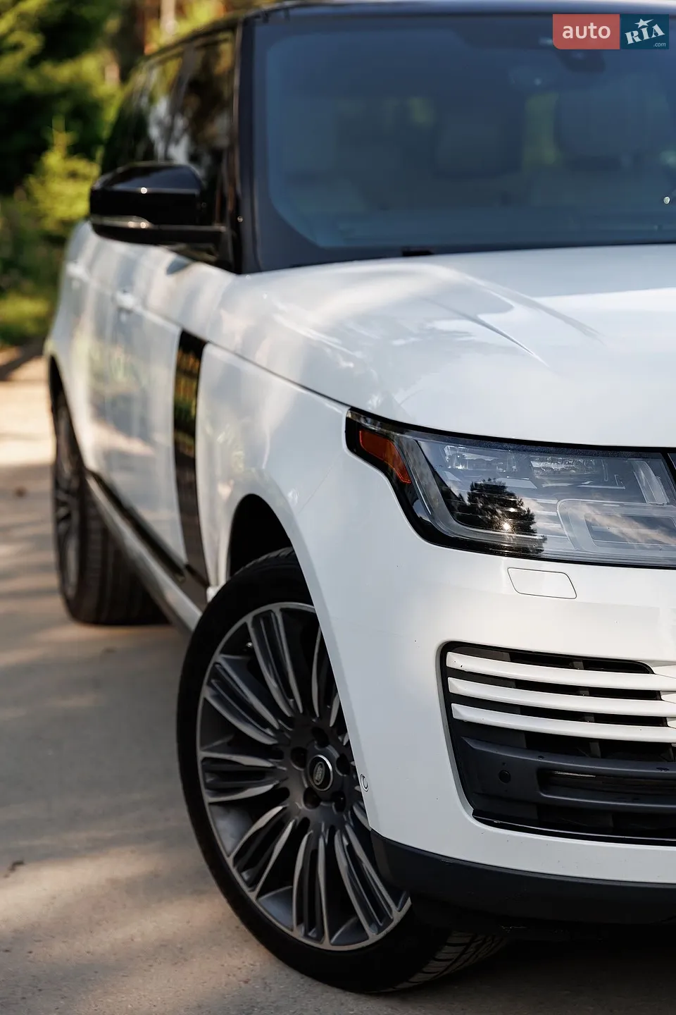 2018 Land Rover Range Rover - мініатюра 12