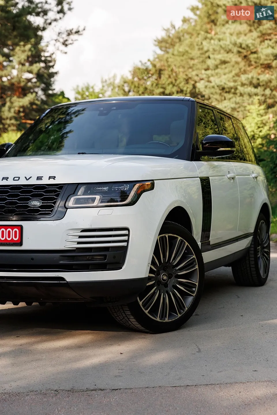 2018 Land Rover Range Rover - мініатюра 17