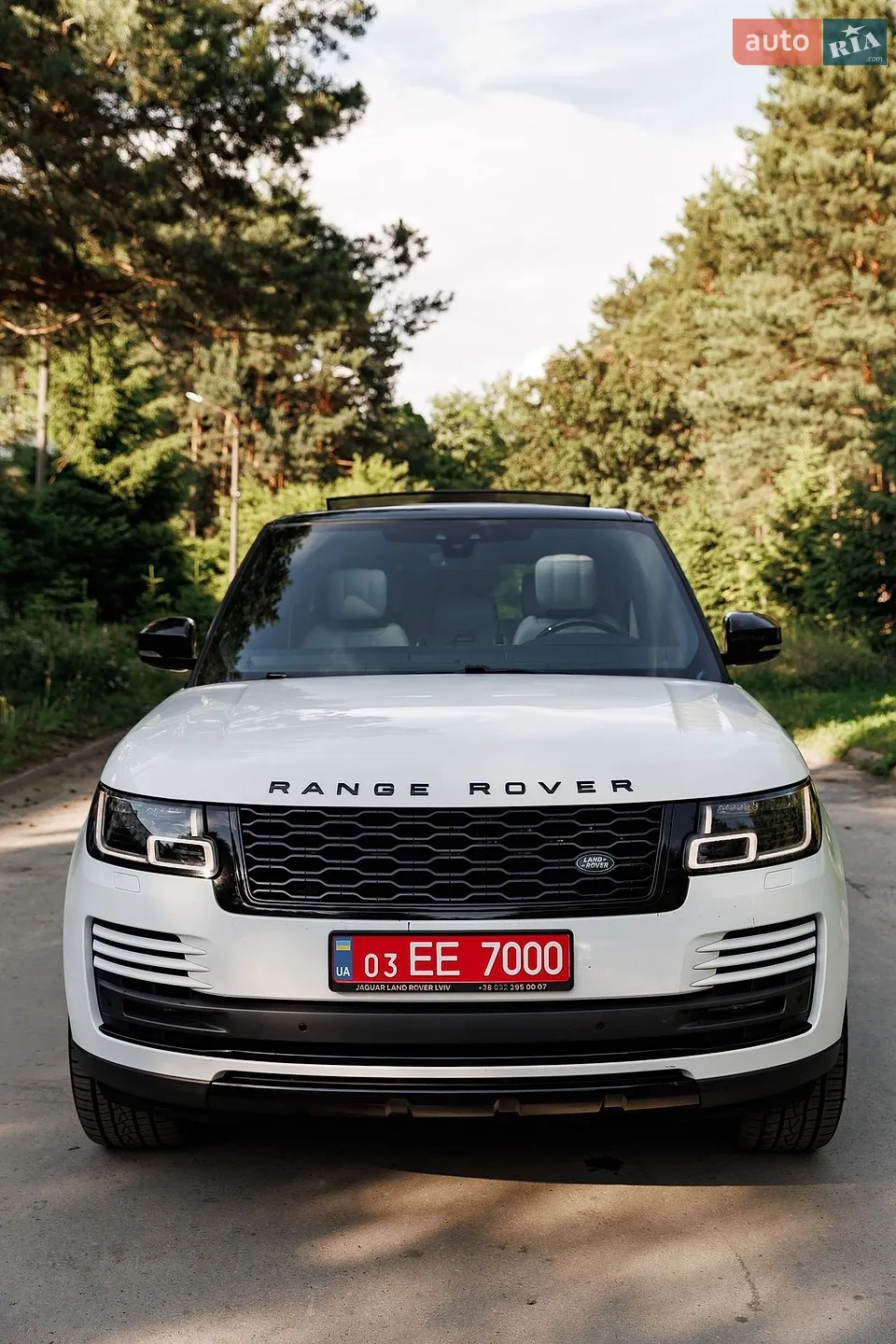 2018 Land Rover Range Rover - мініатюра 27