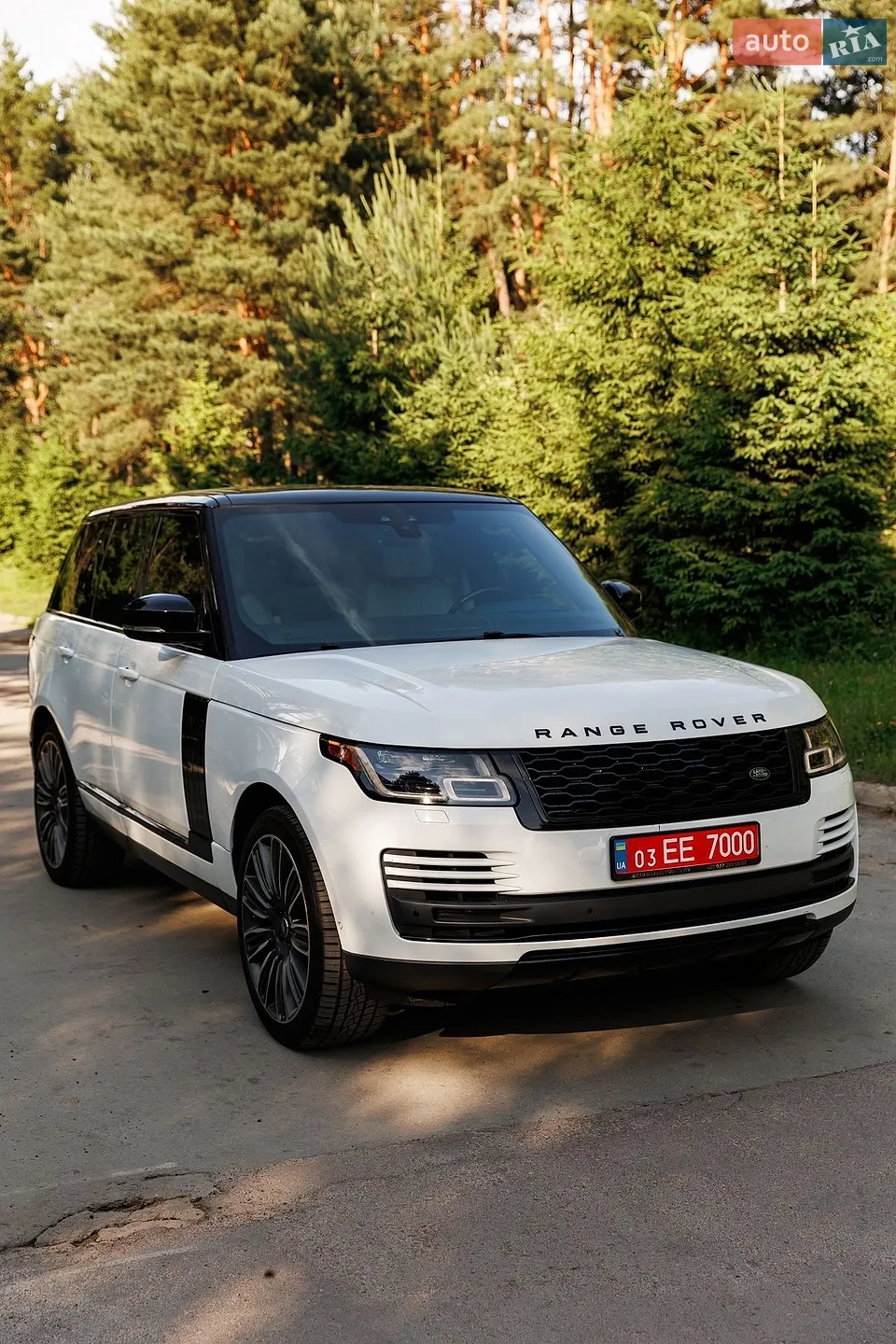 2018 Land Rover Range Rover - мініатюра 28