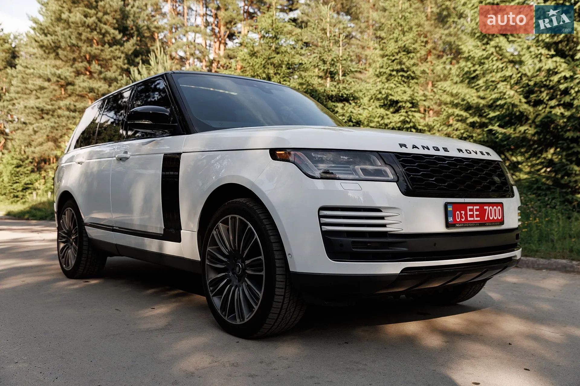2018 Land Rover Range Rover - мініатюра 32