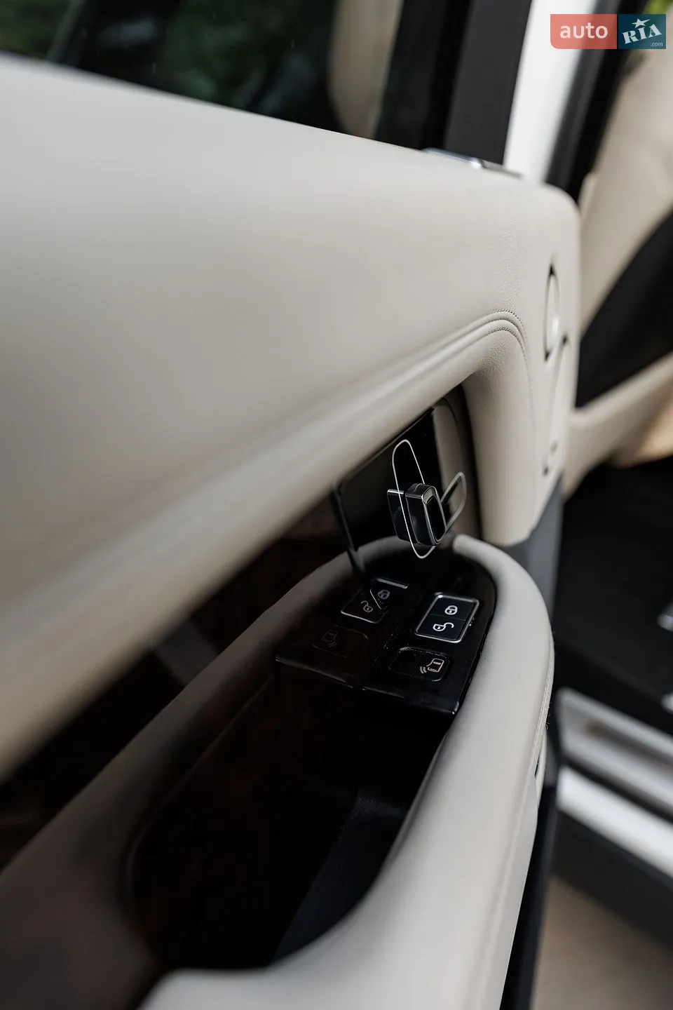 2018 Land Rover Range Rover - мініатюра 68