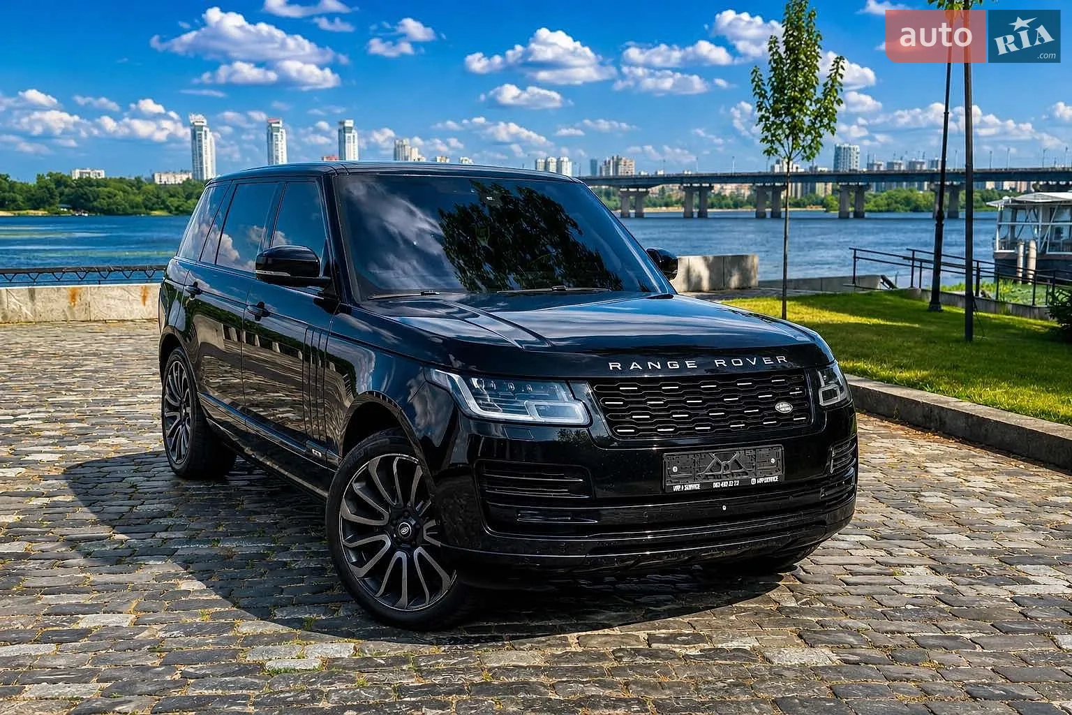 2017 Land Rover Range Rover - мініатюра 3