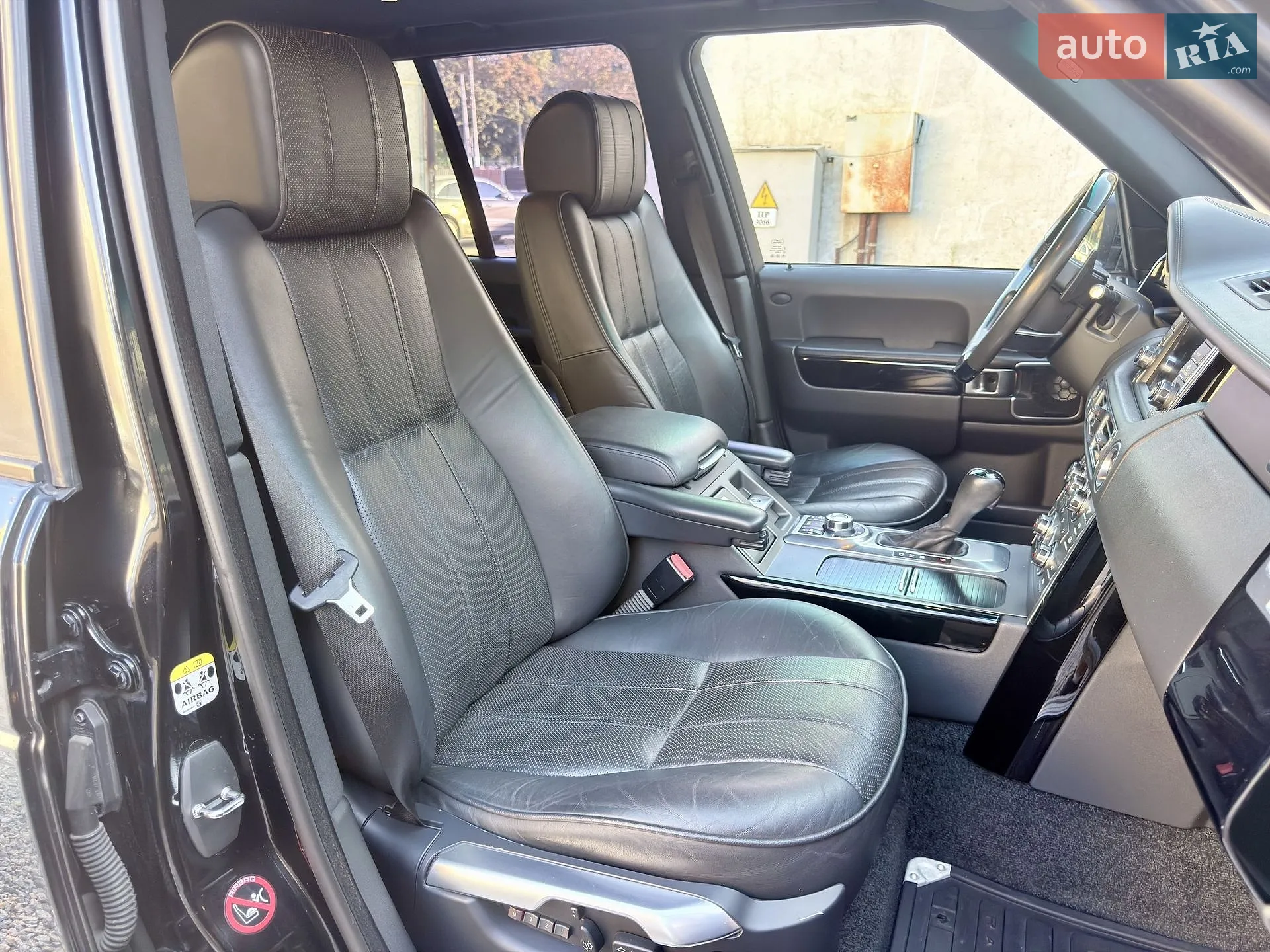 2011 Land Rover Range Rover - мініатюра 10