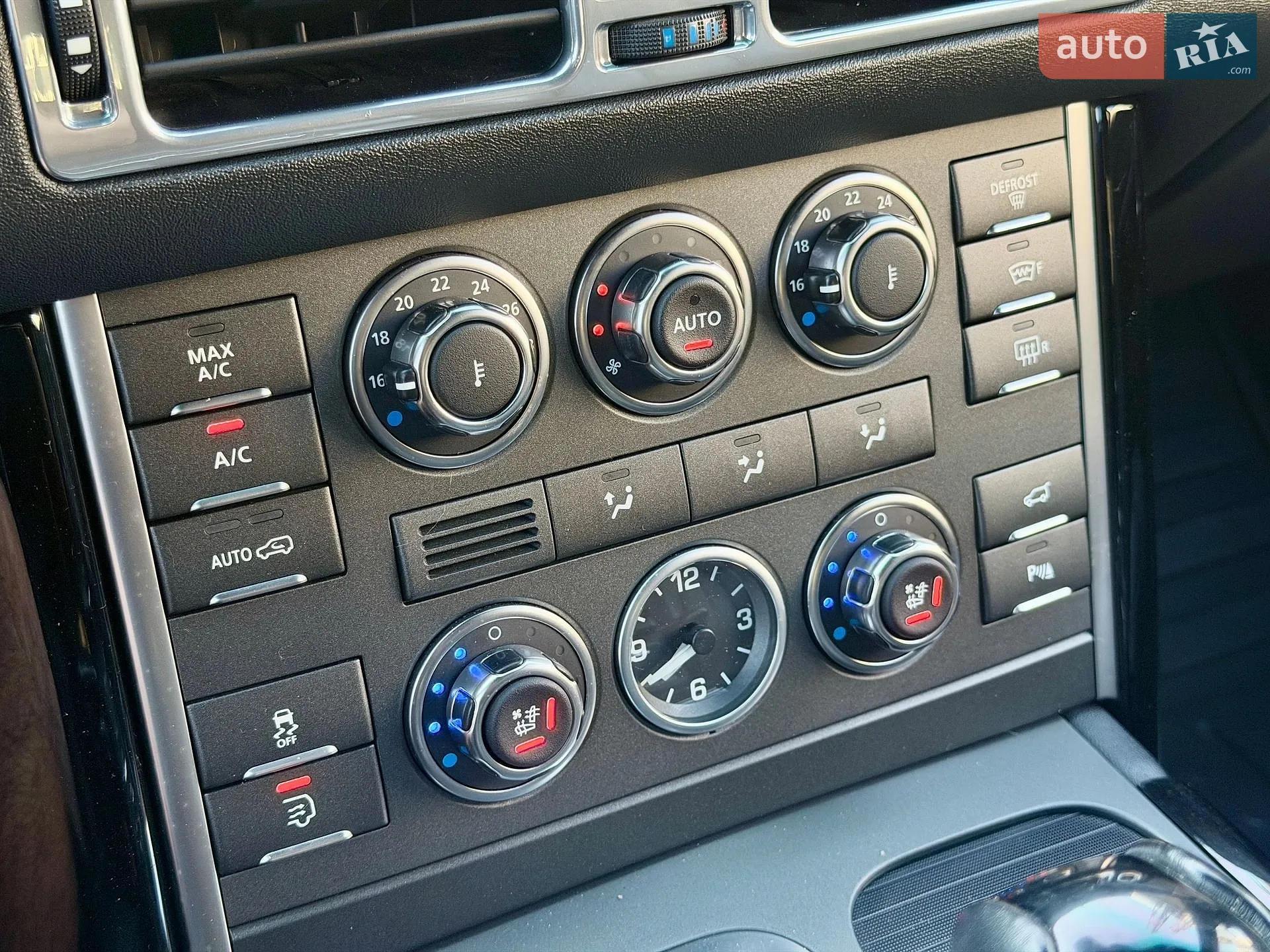 2011 Land Rover Range Rover - мініатюра 18