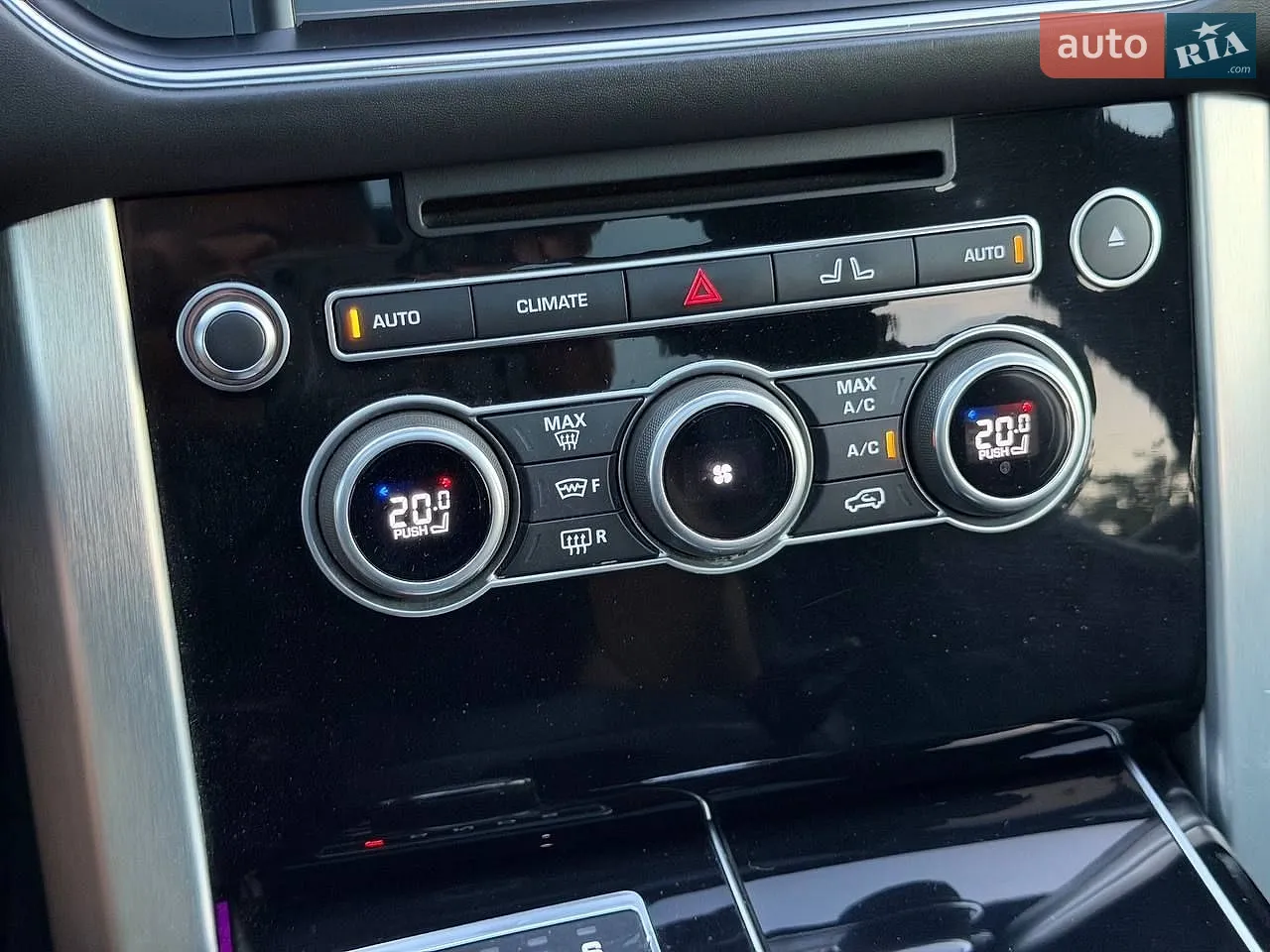 2016 Land Rover Range Rover - мініатюра 49