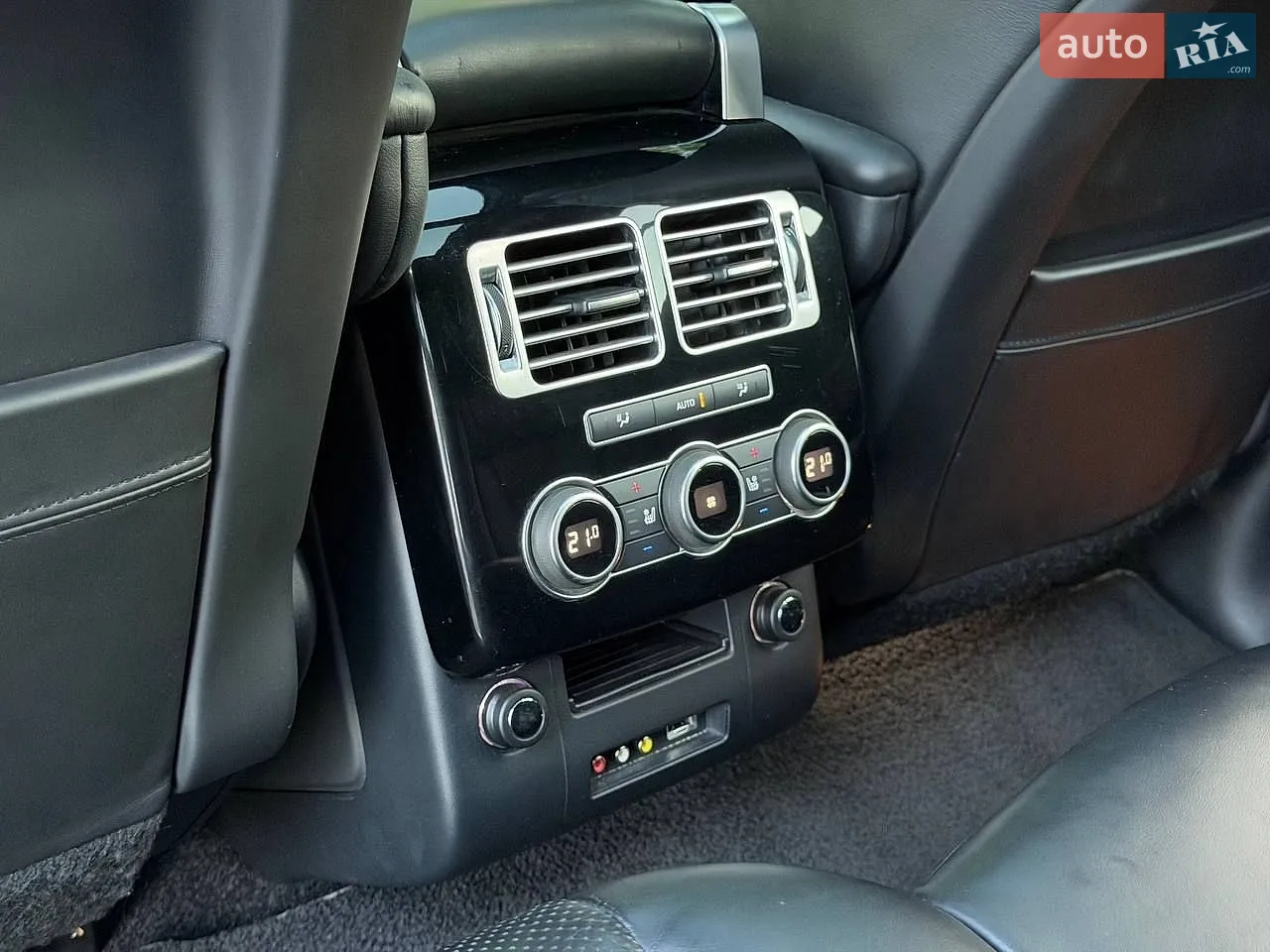 2016 Land Rover Range Rover - мініатюра 37