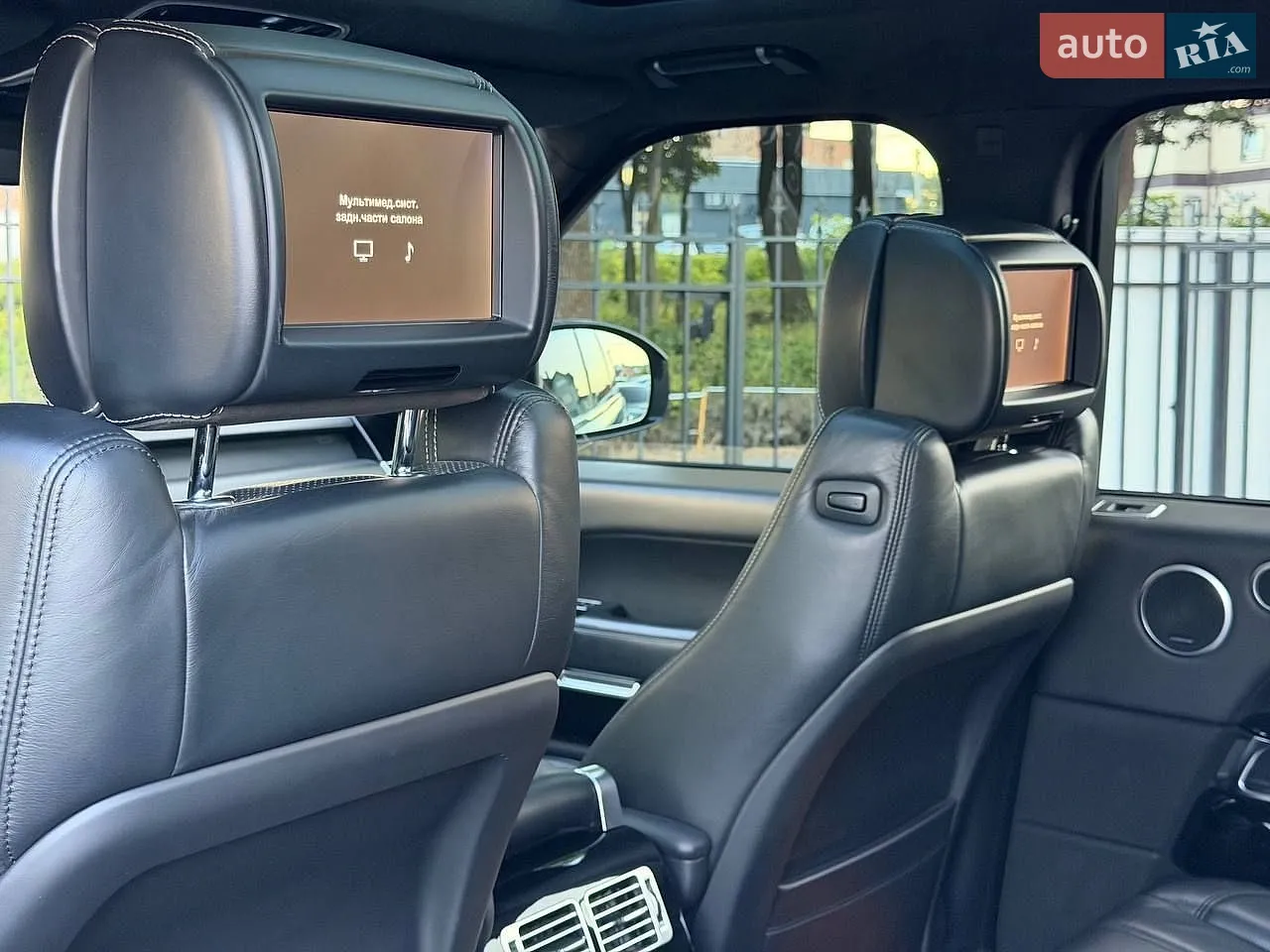 2016 Land Rover Range Rover - мініатюра 36