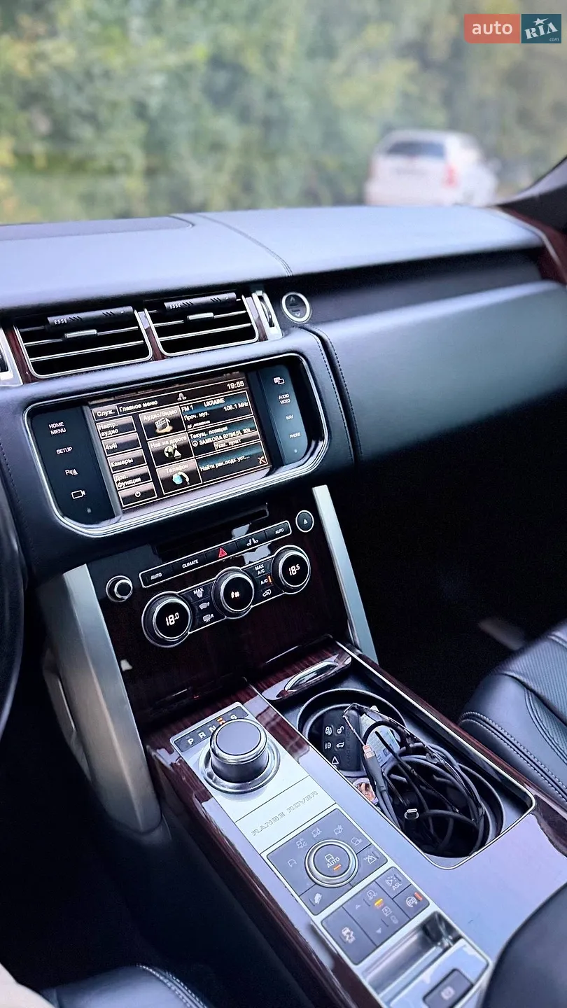 2013 Land Rover Range Rover - мініатюра 26
