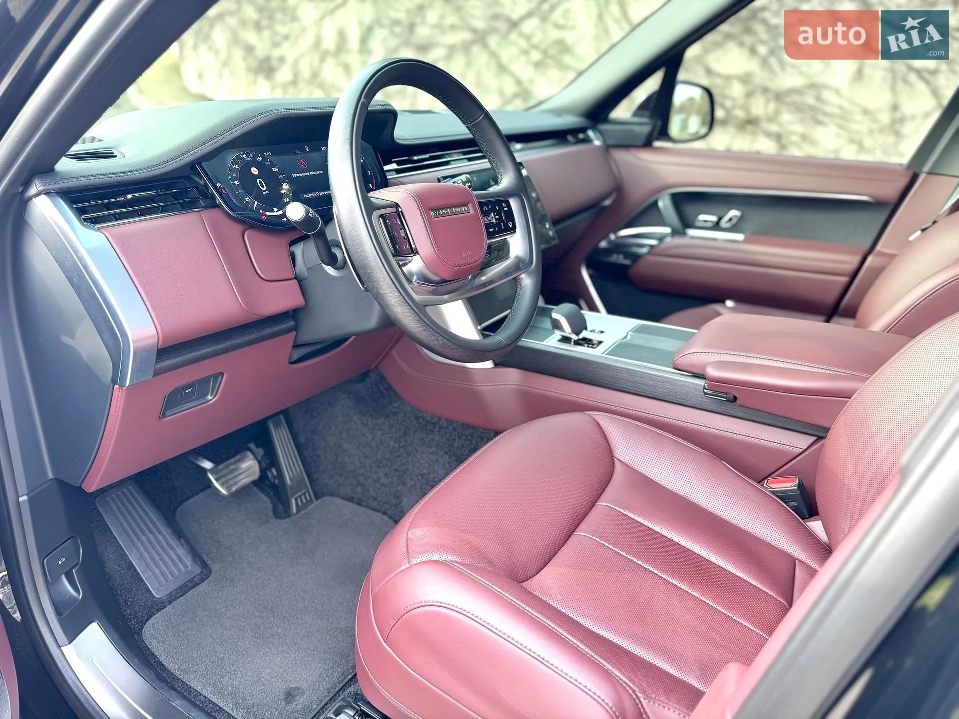 2025 Land Rover Range Rover - мініатюра 24