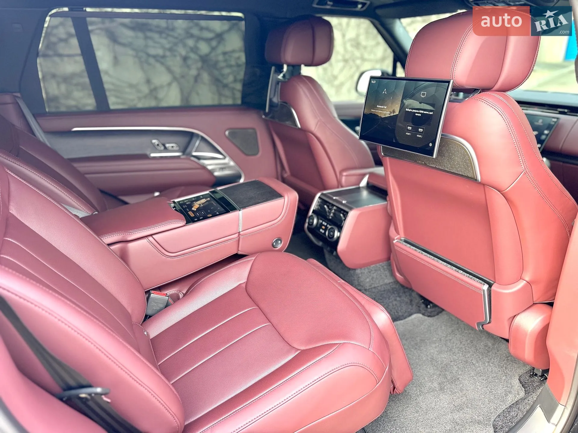 2025 Land Rover Range Rover - мініатюра 33