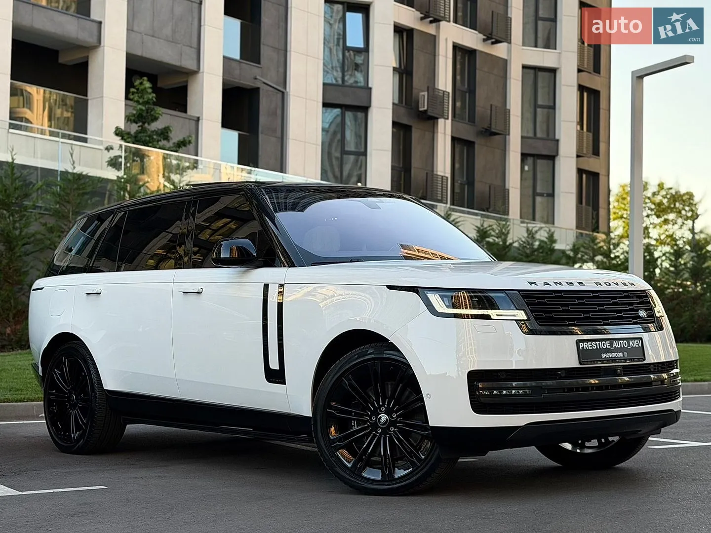 2023 Land Rover Range Rover - мініатюра 4