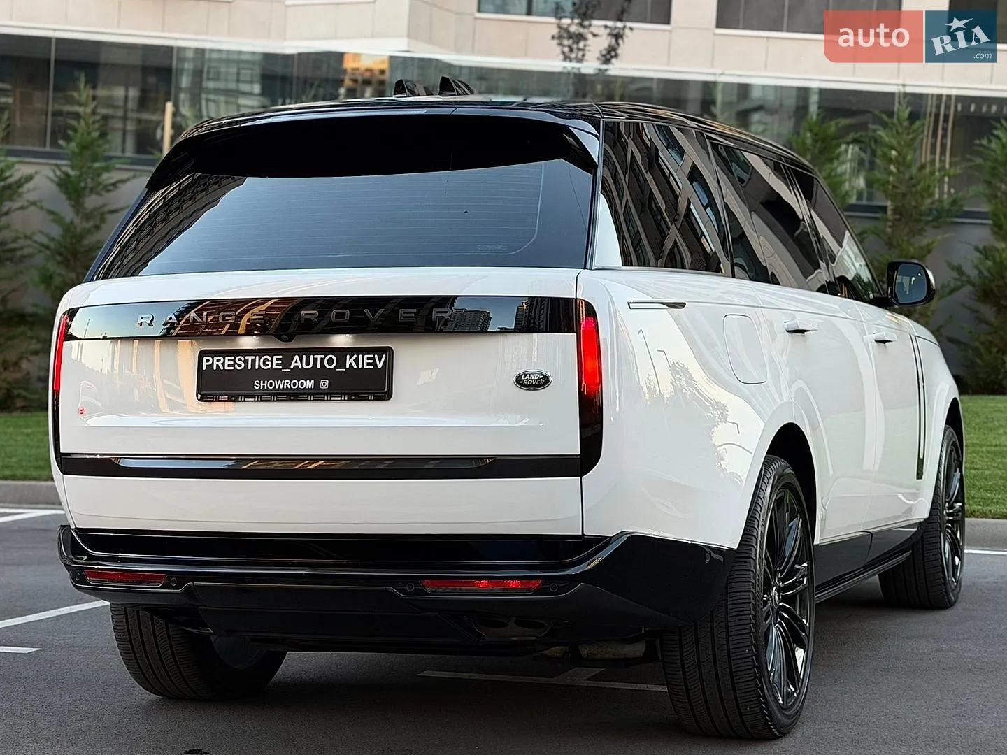 2023 Land Rover Range Rover - мініатюра 16