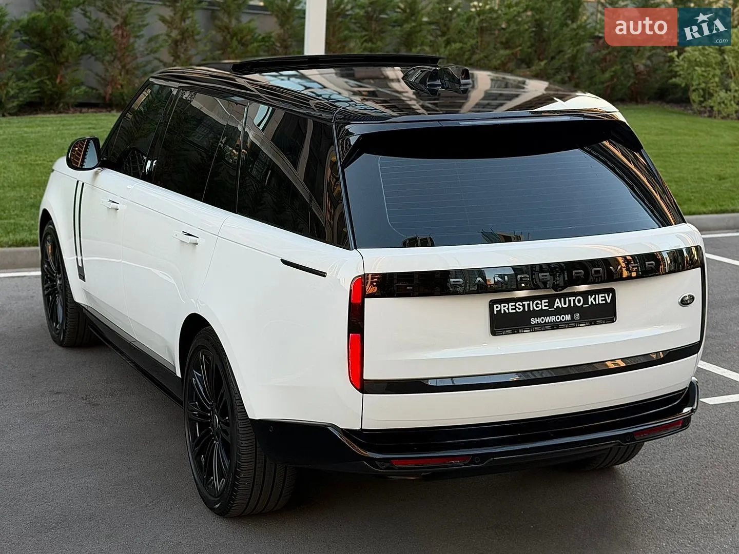 2023 Land Rover Range Rover - мініатюра 18