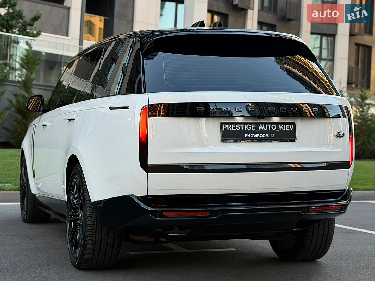 2023 Land Rover Range Rover - мініатюра 19