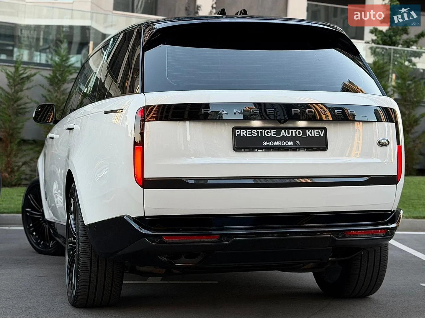 2023 Land Rover Range Rover - мініатюра 22