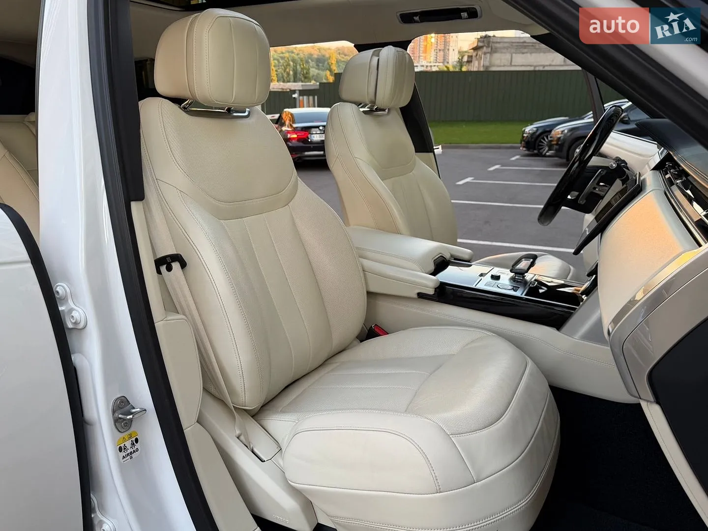 2023 Land Rover Range Rover - мініатюра 41