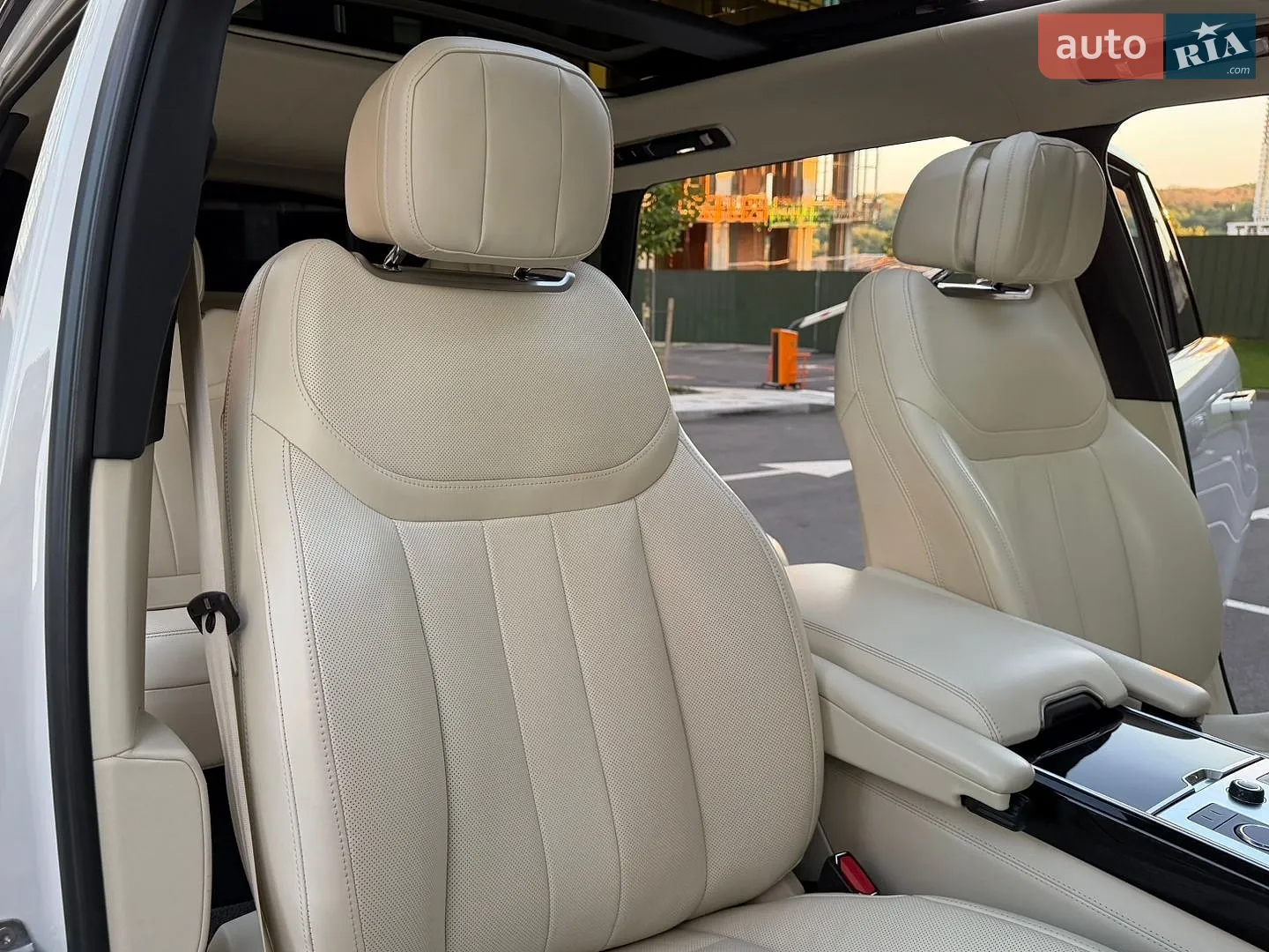 2023 Land Rover Range Rover - мініатюра 42