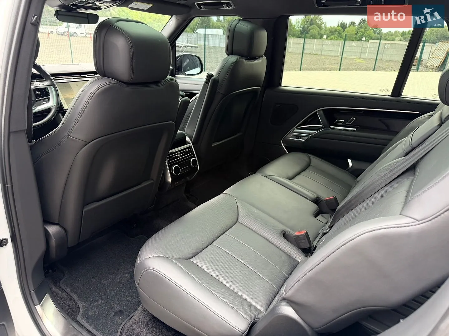 2023 Land Rover Range Rover - мініатюра 19
