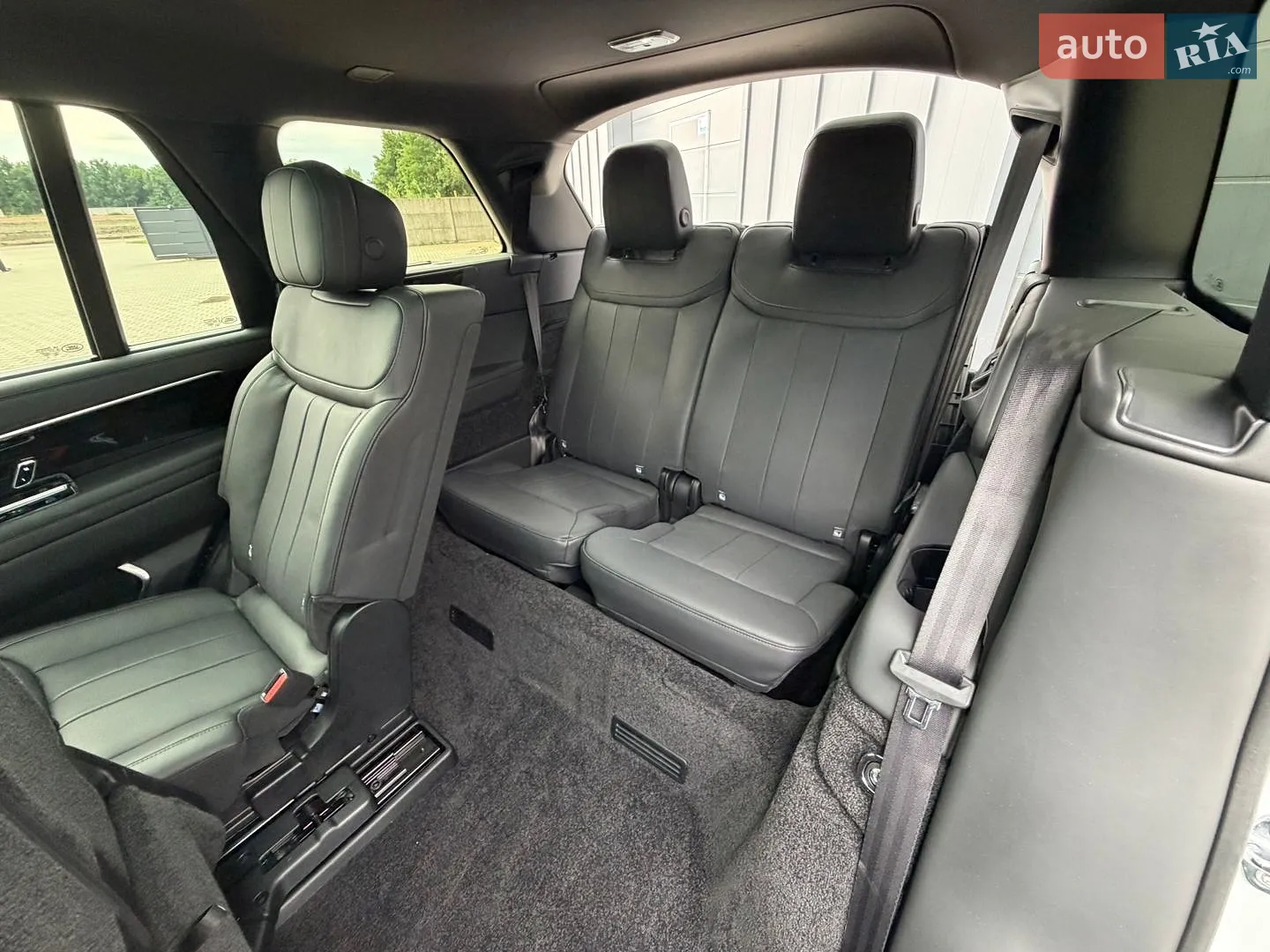 2023 Land Rover Range Rover - мініатюра 27