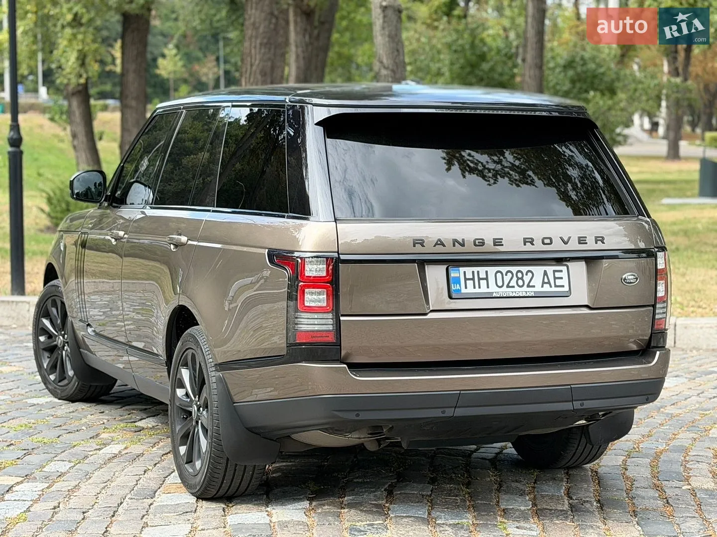 2014 Land Rover Range Rover - мініатюра 21