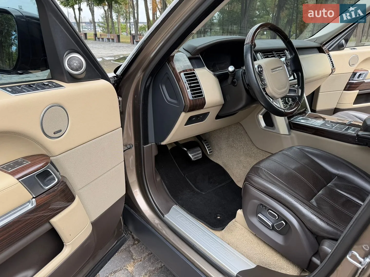 2014 Land Rover Range Rover - мініатюра 44