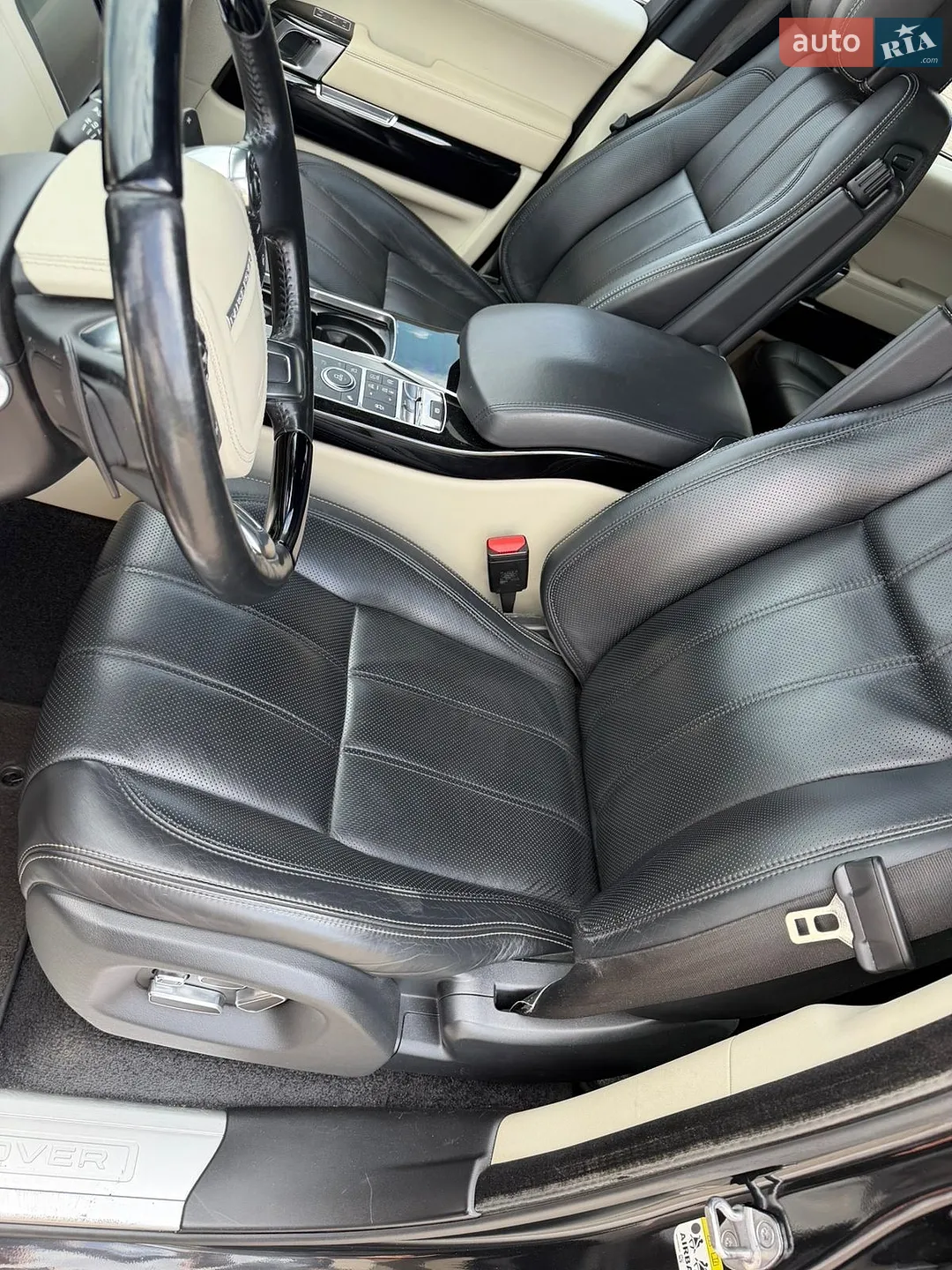 2013 Land Rover Range Rover - мініатюра 28
