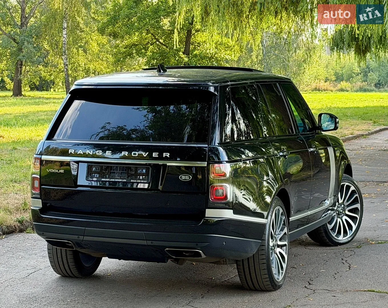 2020 Land Rover Range Rover - мініатюра 27