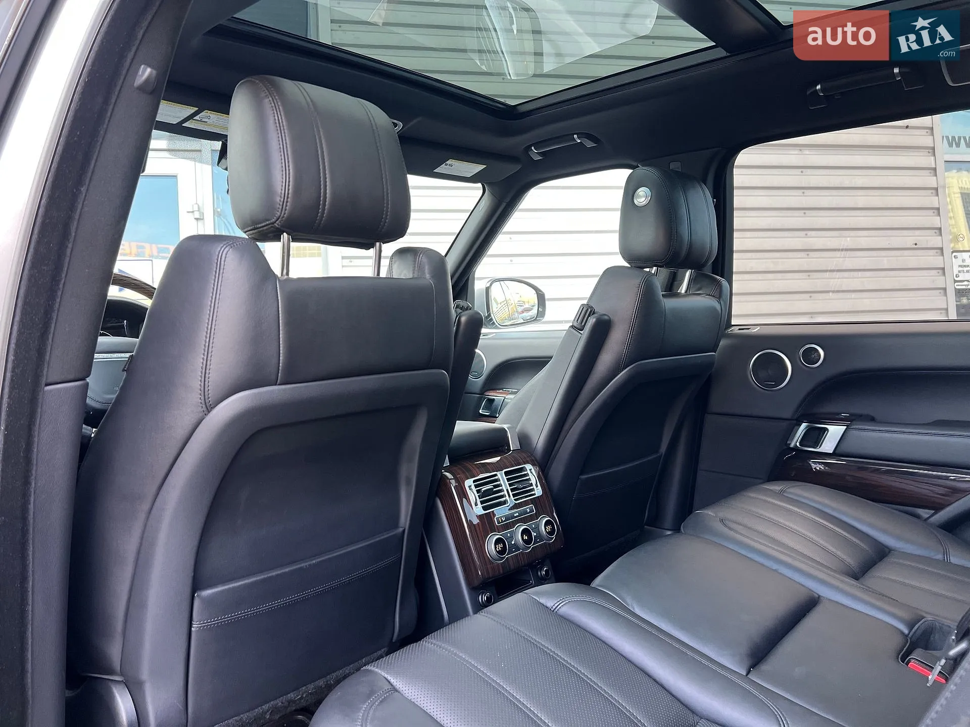 2017 Land Rover Range Rover - мініатюра 21