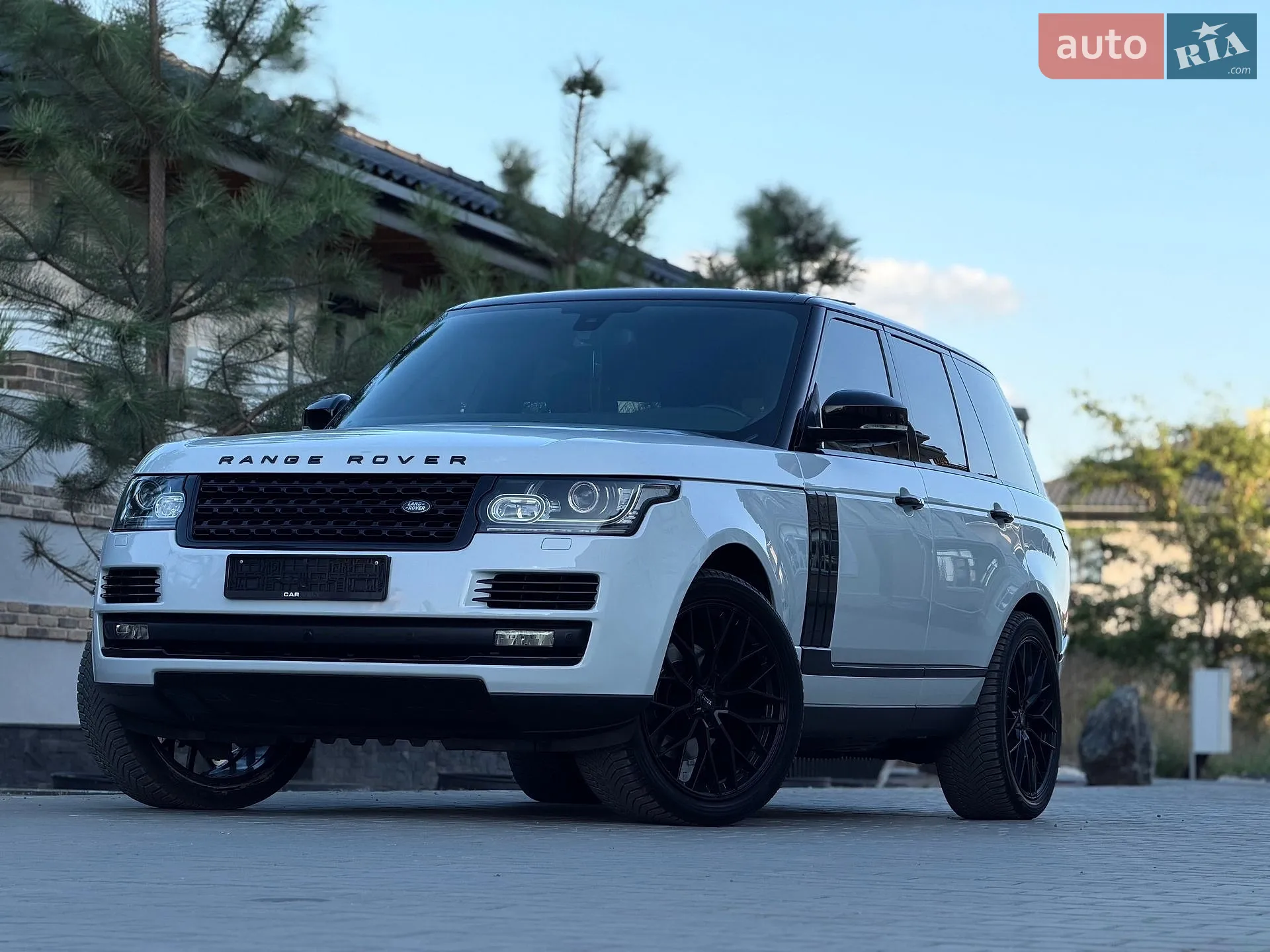 2015 Land Rover Range Rover - мініатюра 29