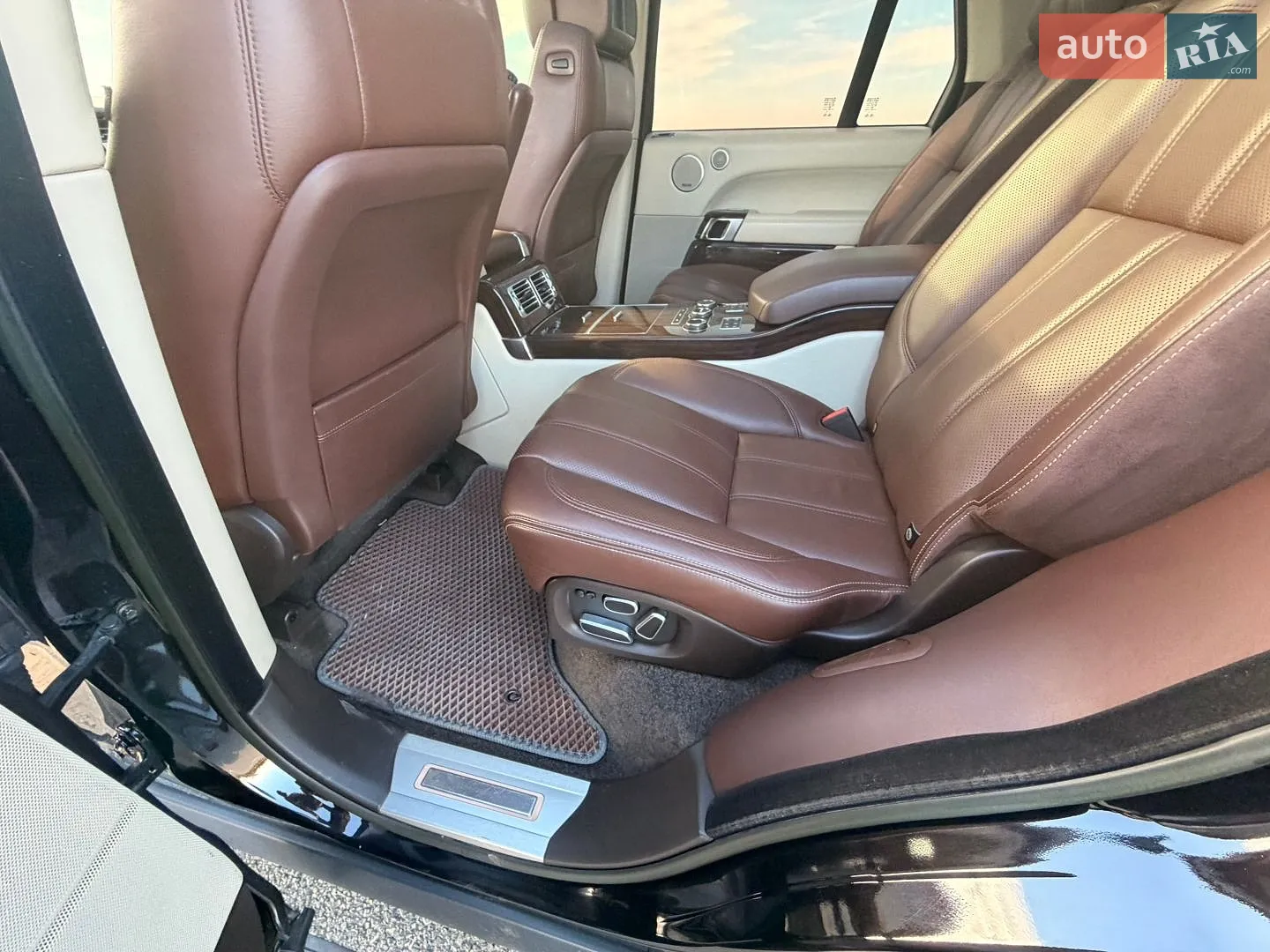 2013 Land Rover Range Rover - мініатюра 16