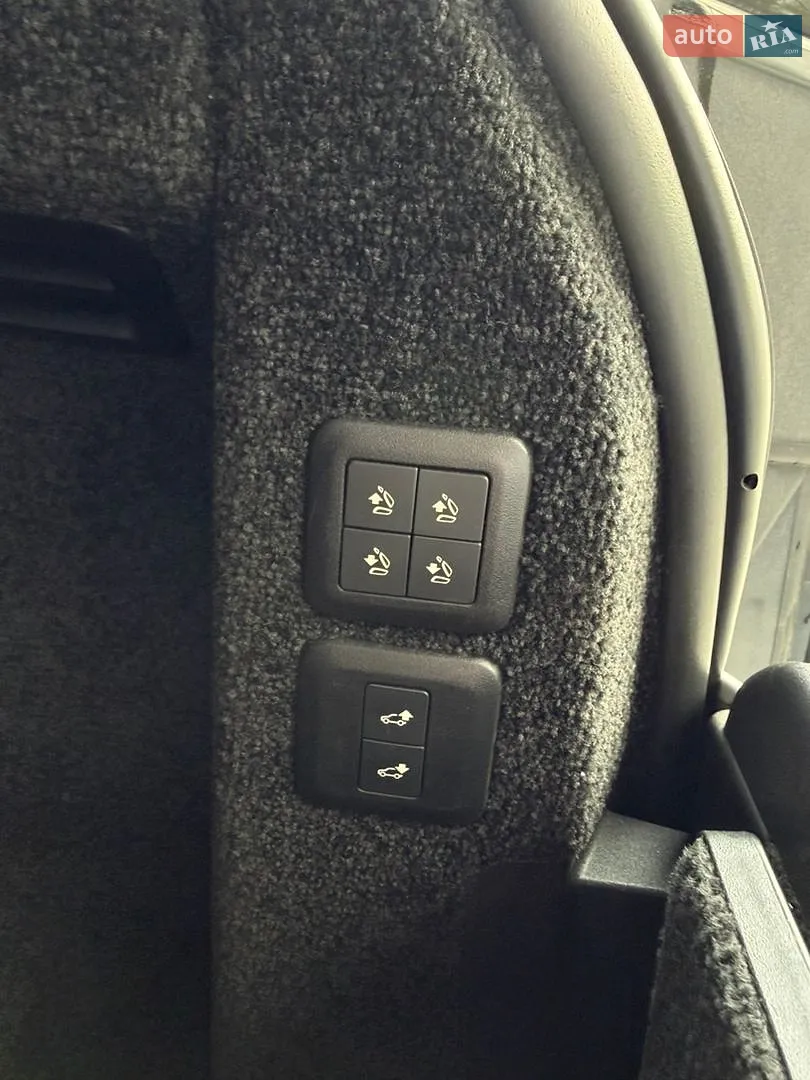 2019 Land Rover Range Rover - мініатюра 12