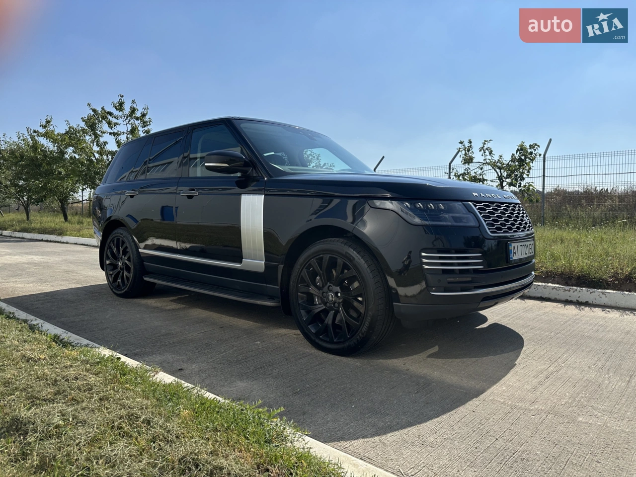2019 Land Rover Range Rover - мініатюра 24