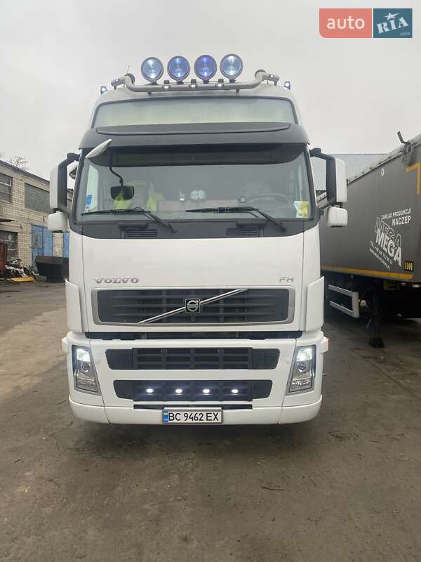 Зерновоз - напівпричіп Langendorf MHK 1997 в Жидачові