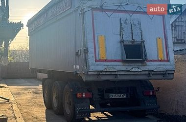 Самоскид напівпричіп Langendorf SKA 1990 в Кучургані