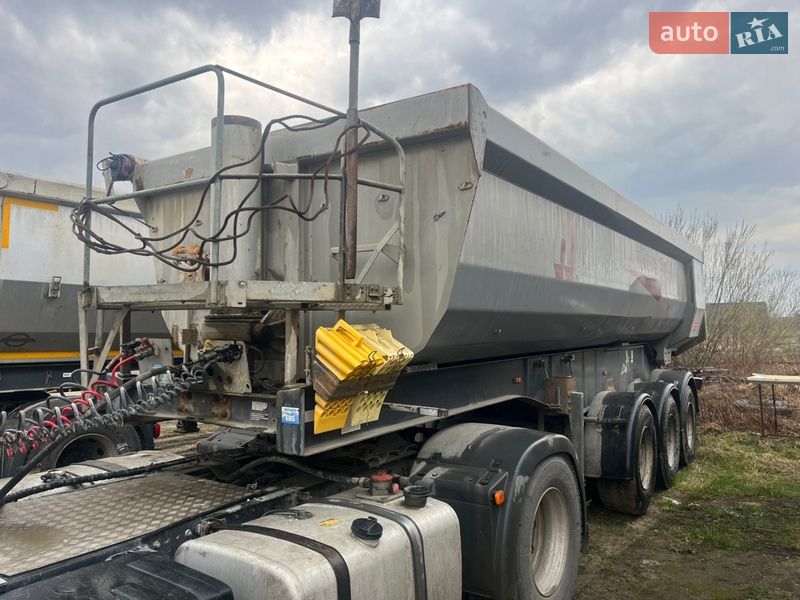 Самоскид напівпричіп Langendorf SKS 2006 в Івано-Франківську фото Самоскид напівпричіп Langendorf SKS 2006 в Івано-Франківську