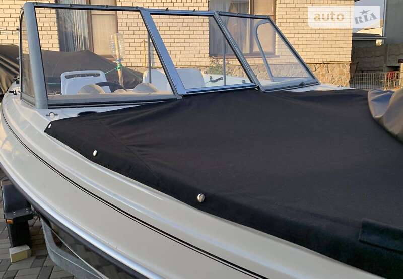 Катер Larson Cabrio 2011 в Запоріжжі фото 12 Катер Larson Cabrio 2011 в Запоріжжі